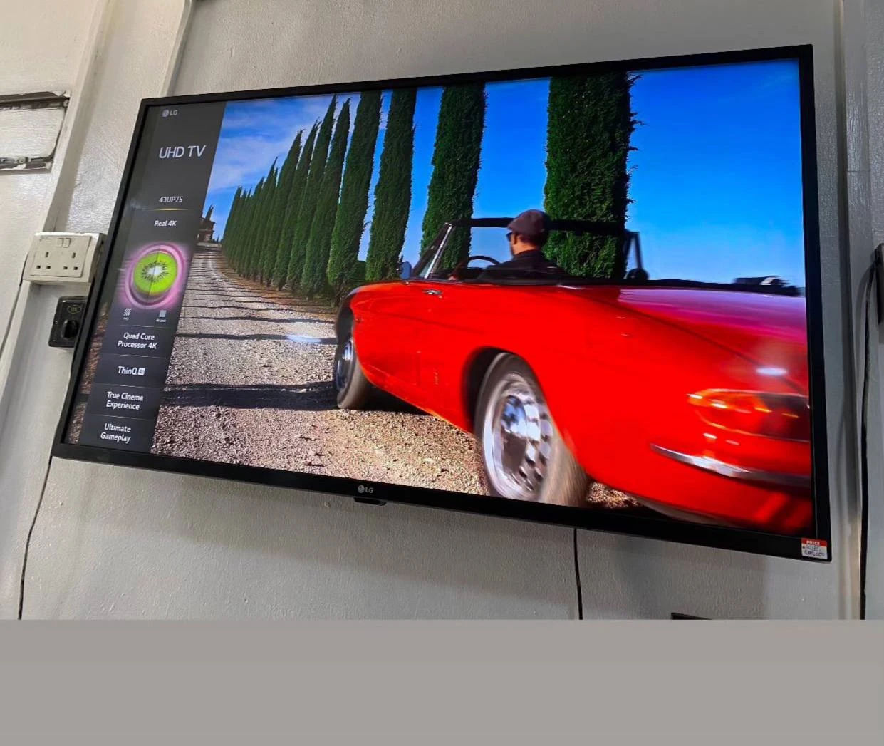 LG 43'' Smart UHD 4K 2018/19 TV